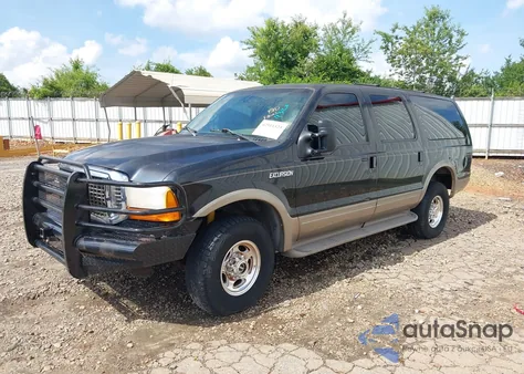 2000 Ford Excursion Limited from USA, damaged, VIN 1FMNU43S0YEC17010